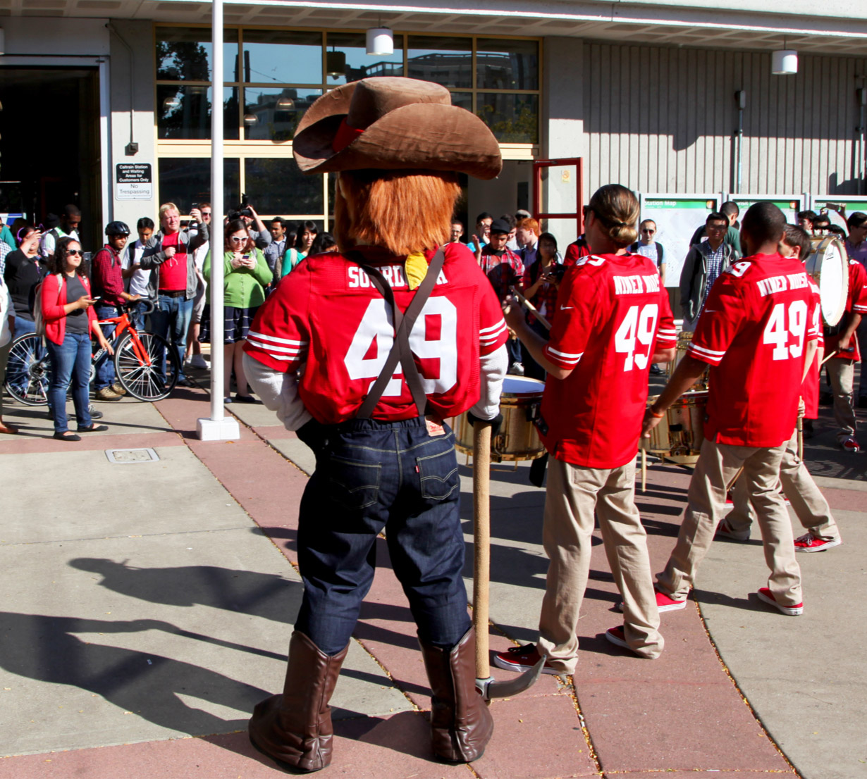 Levi's Stadium - The #94Niners red throwbacks are back and so is the 49ers  Team Store presented by Visa 