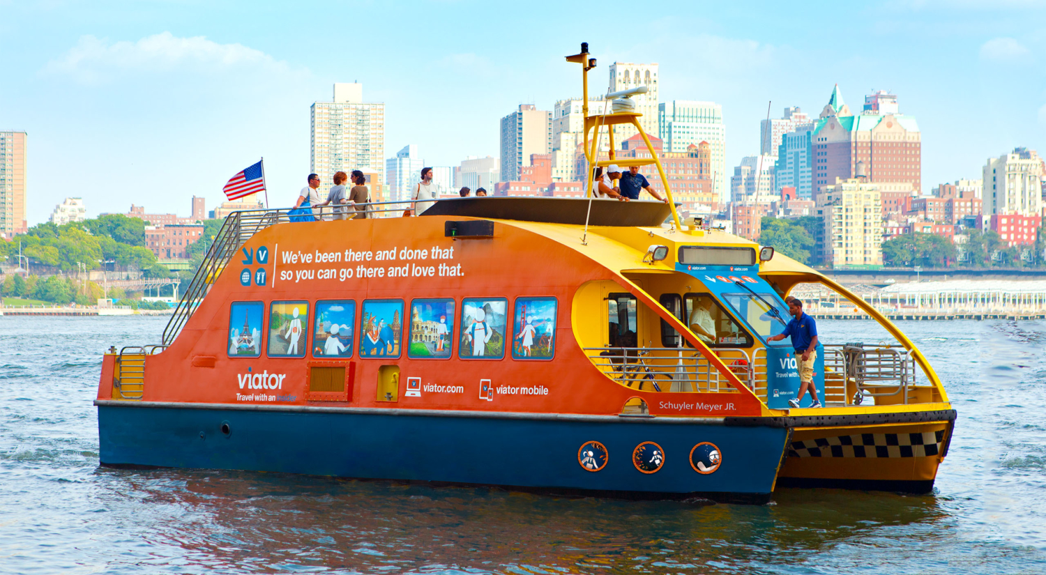 09_Viator_Experiential_Boat_1